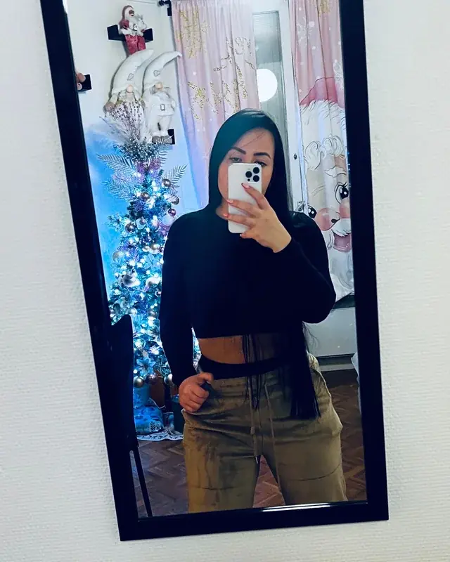 Marcheuse des quais feutrés - Image 3